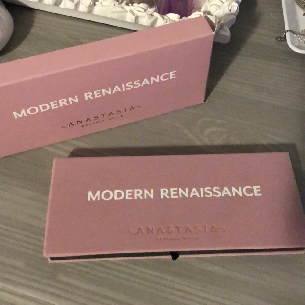 Modern Renaissance ABH palette